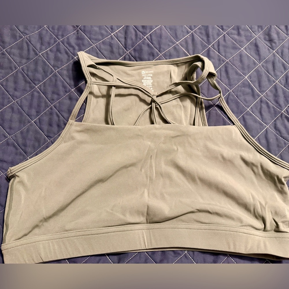 Buffbunny cage bra in agave green